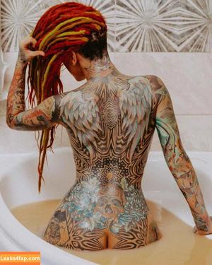 Lena Scissorhands photo #0292
