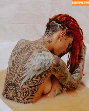 Lena Scissorhands photo #0298