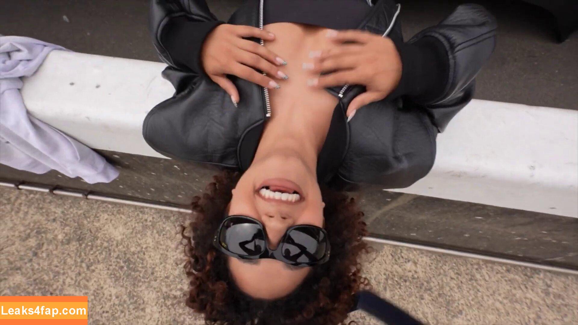 Lena Situations / Lena Mahfouf / lenaanderson / lenamahfouf / lenasituations leaked photo photo #0364