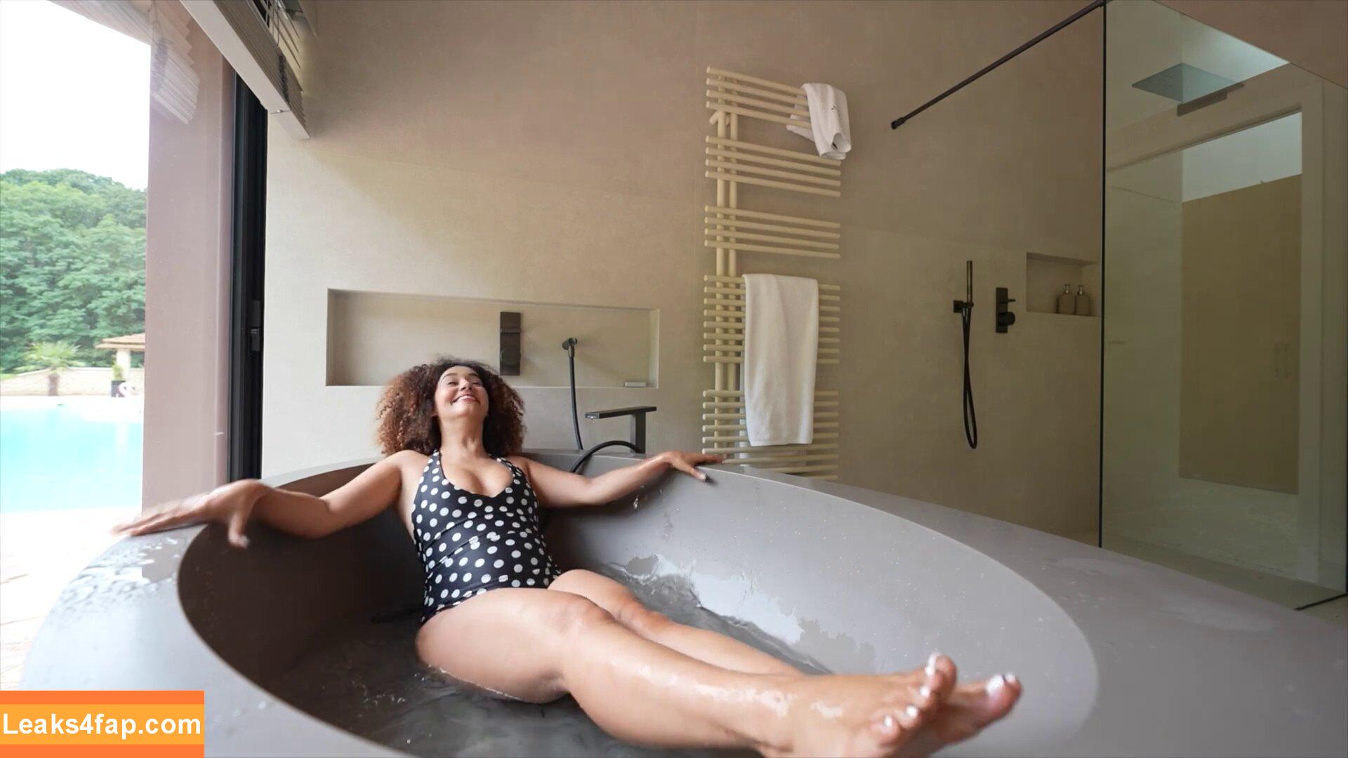 Lena Situations / Lena Mahfouf / lenaanderson / lenamahfouf / lenasituations leaked photo photo #0380