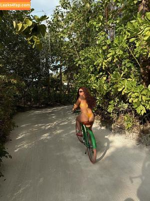 Lena Situations photo #0397