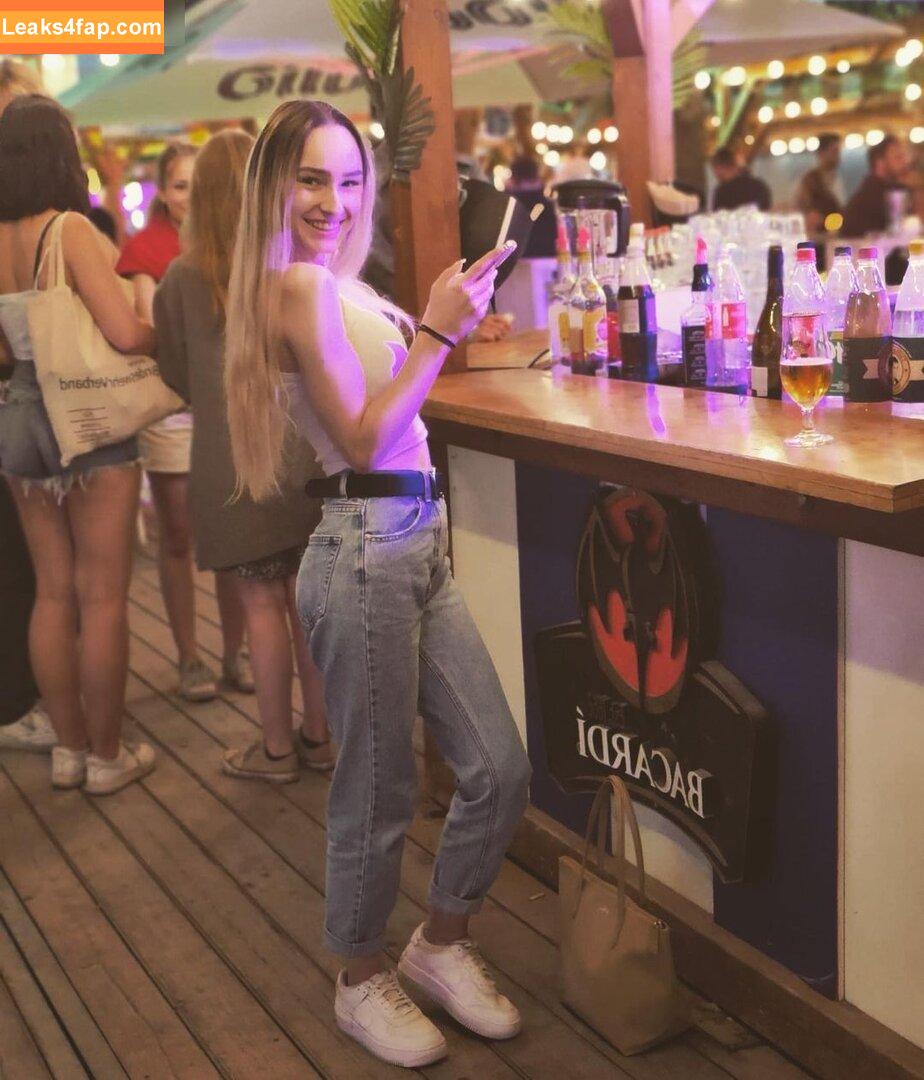 Lena / _evilena / lenameyerlandrut / lenatheplug leaked photo photo #0017