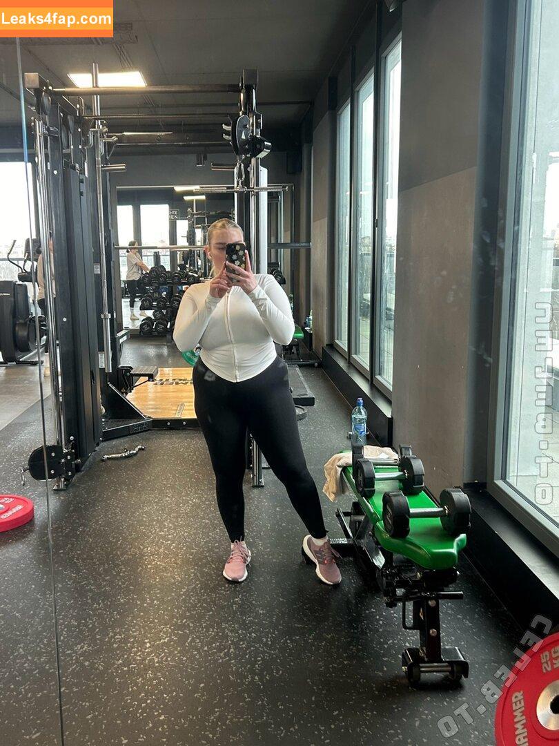 lenadenisee /  leaked photo photo #0001