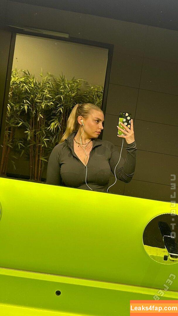 lenadenisee /  leaked photo photo #0012