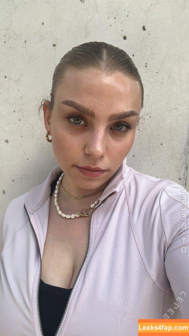 lenadenisee /  leaked photo photo #0016