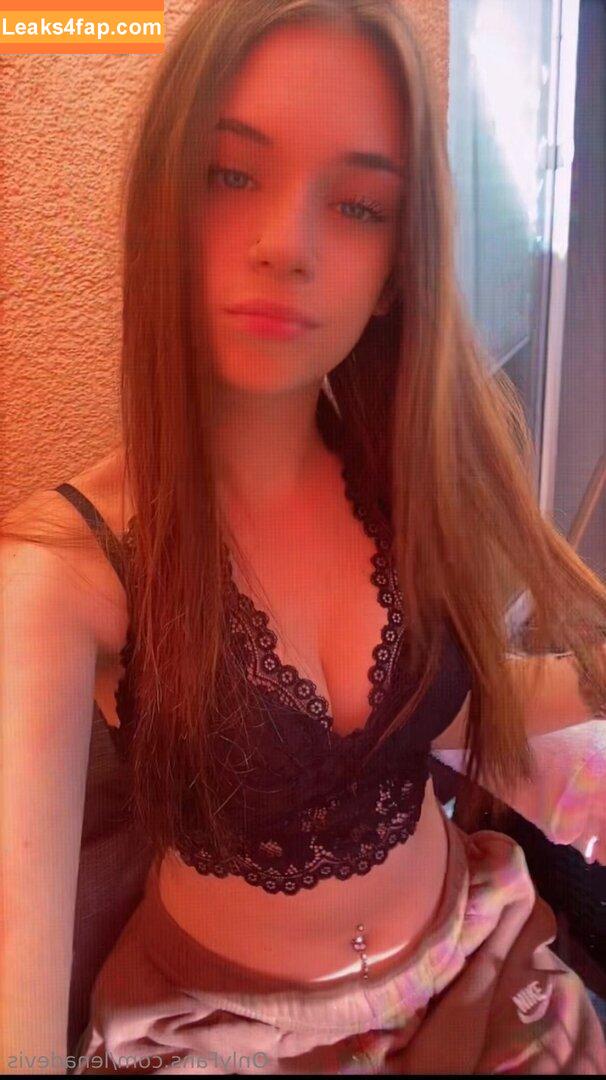lenadevis /  leaked photo photo #0005