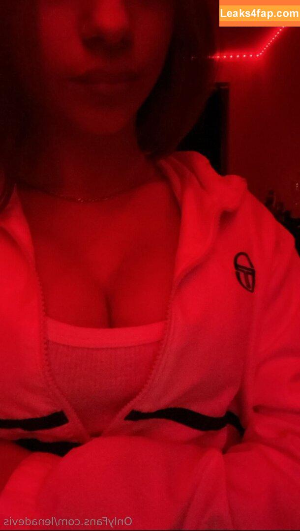 lenadevis /  leaked photo photo #0012