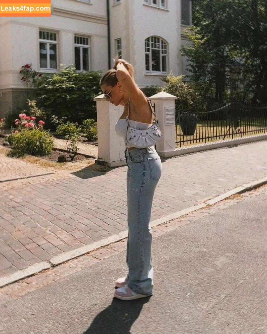 Lenaknk leaked photo photo #0056