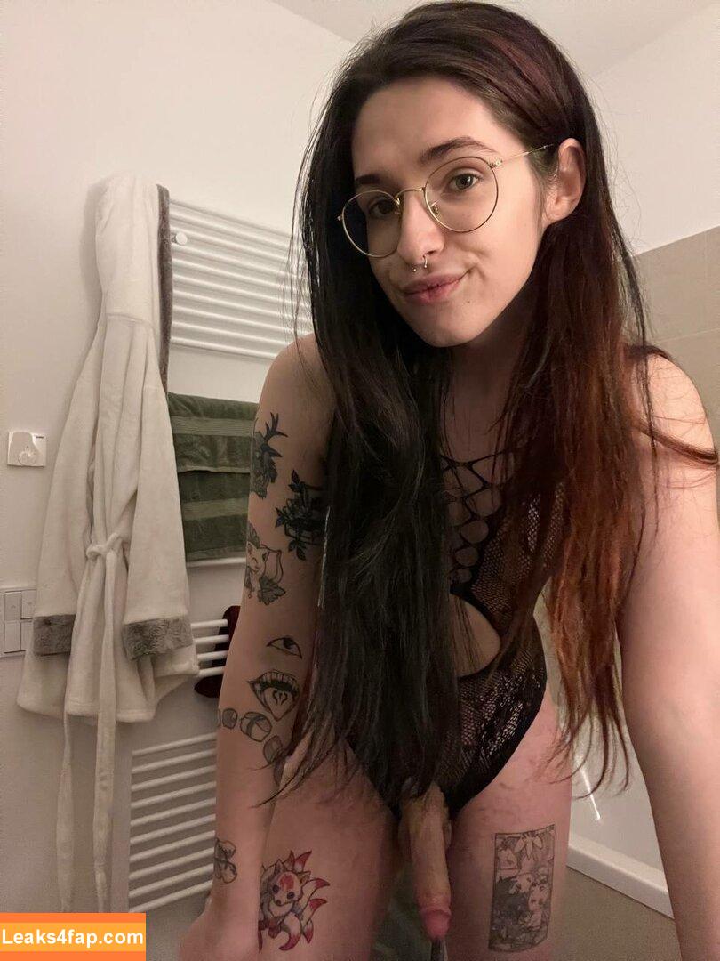 lenalevven /  leaked photo photo #0061