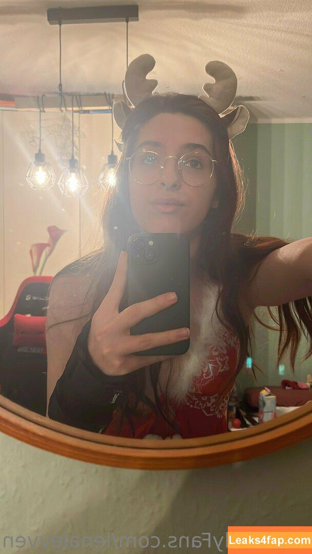 lenalevven /  leaked photo photo #0068