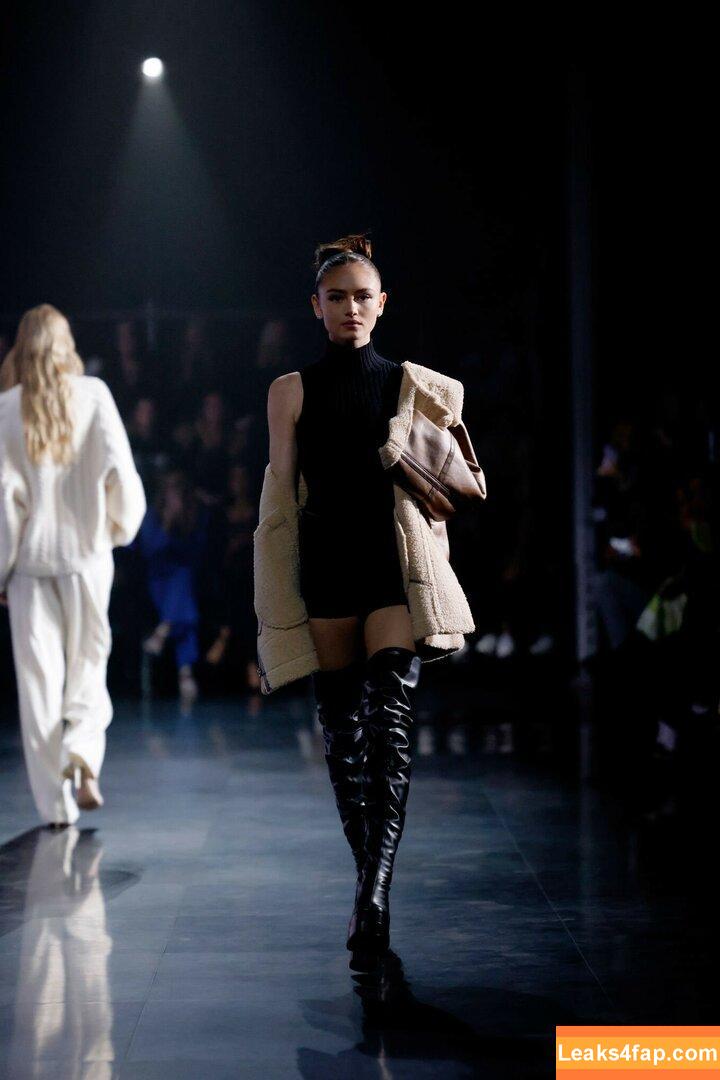 Leni Klum / leniklum слитое фото фото #0073