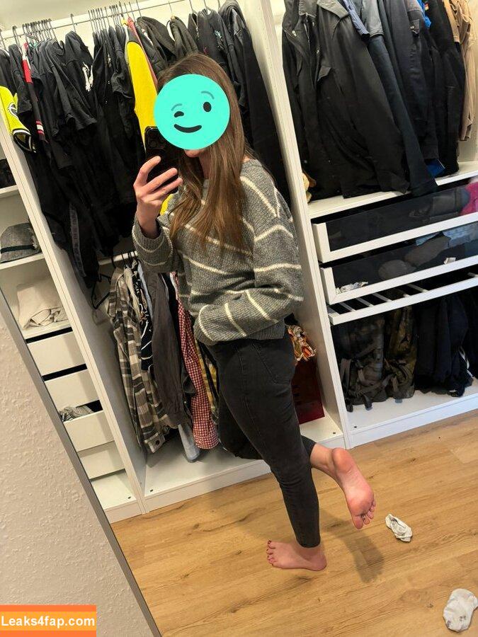 leni.princess / https: / leni.princess_ leaked photo photo #0035