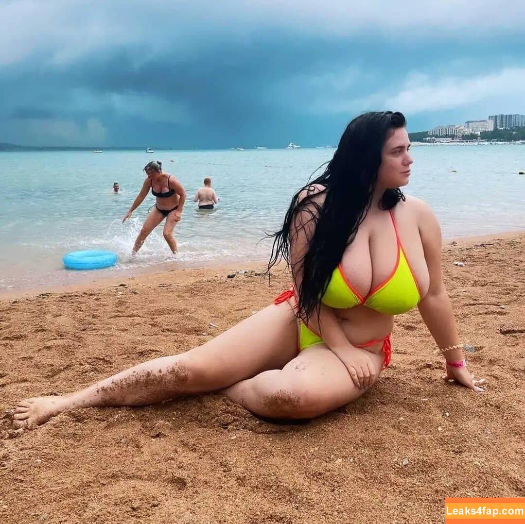 Lenochka / Elena Savchenko / lenochka___90 leaked photo photo #0025