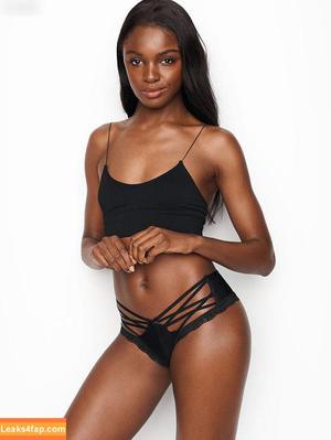 Leomie Anderson photo #0072