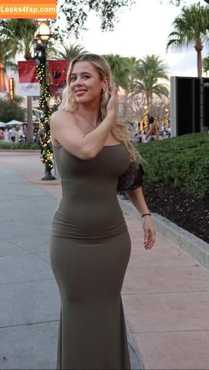 Leonella Montalvo photo #0008