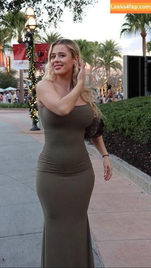 Leonella Montalvo photo #0017