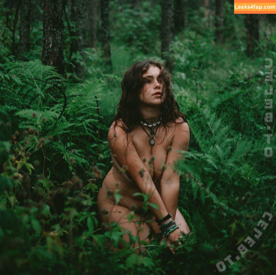 leonie.feliciaa /  leaked photo photo #0083