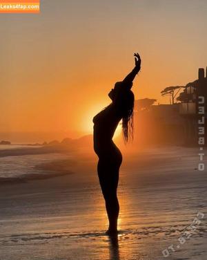 leonie.feliciaa photo #0076