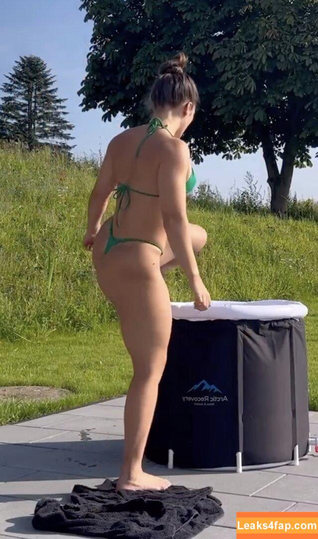 Leonie Kommoss / leonie.kommoss / leoniekommoss leaked photo photo #0087