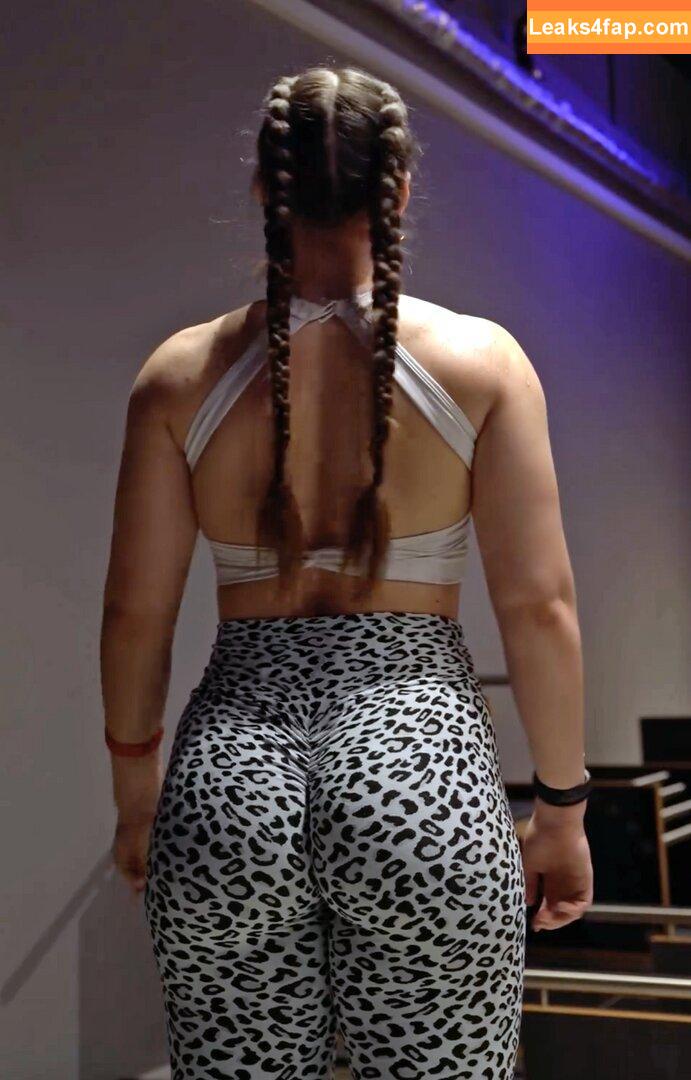 Leonie Kommoss / leonie.kommoss / leoniekommoss leaked photo photo #0166