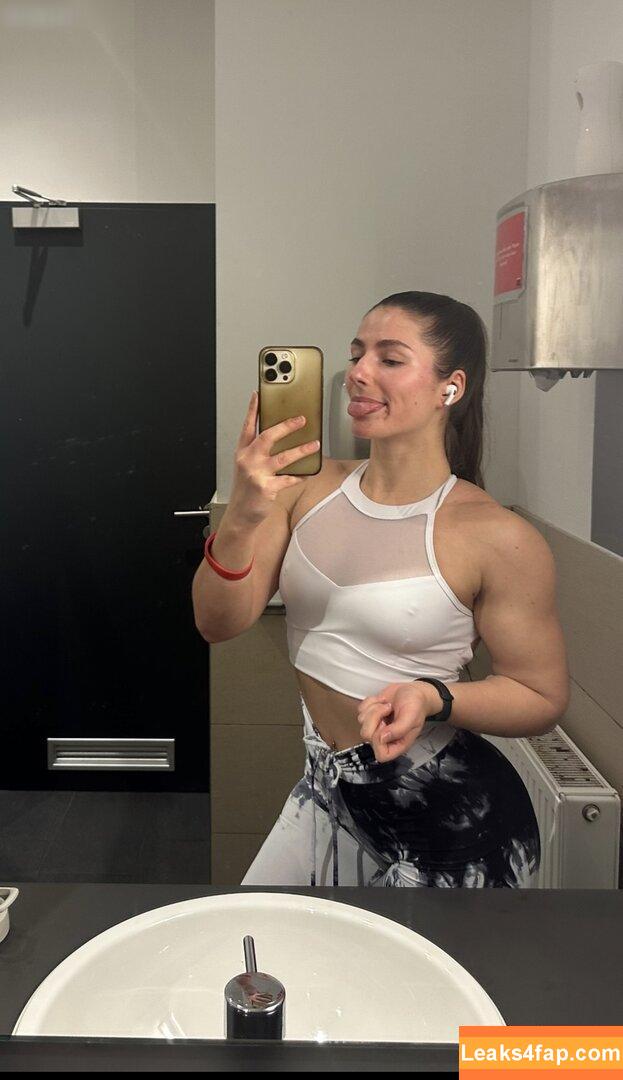 Leonie Kommoss / leonie.kommoss / leoniekommoss leaked photo photo #0387