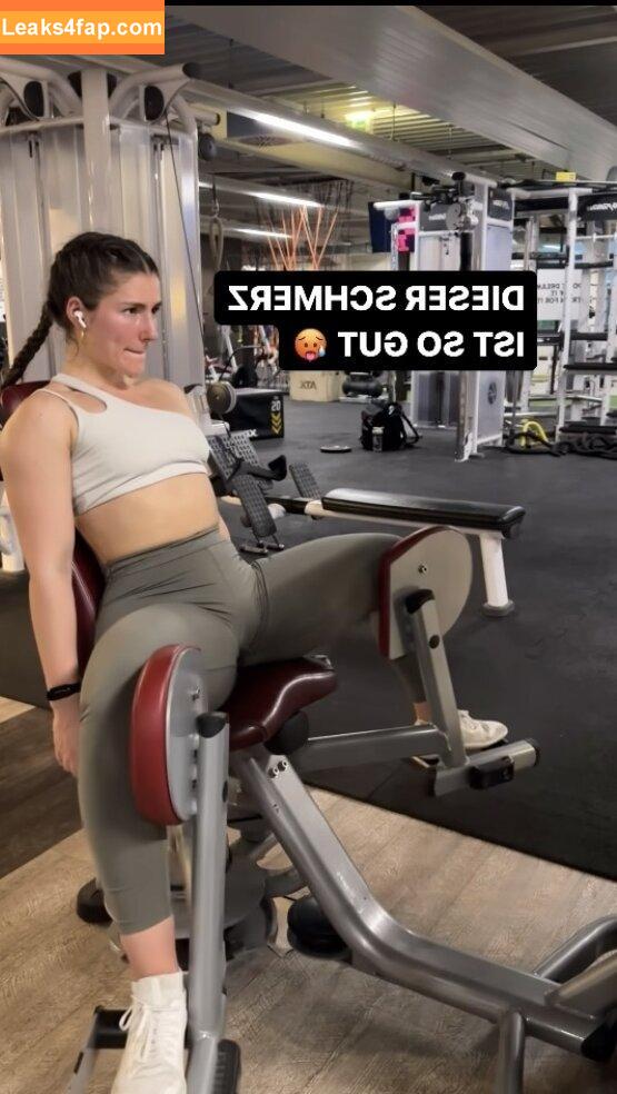 Leonie Kommoss / leonie.kommoss / leoniekommoss leaked photo photo #0443