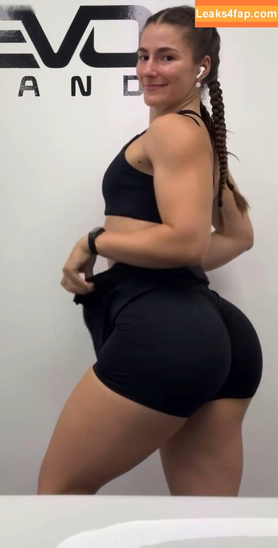 Leonie Kommoss / leonie.kommoss / leoniekommoss leaked photo photo #0547