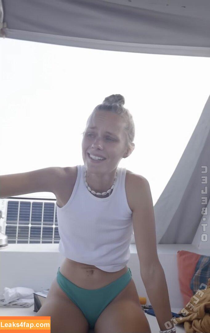 Leonie Maßmann / bluehorizon_exploration / leoniemassman leaked photo photo #0033