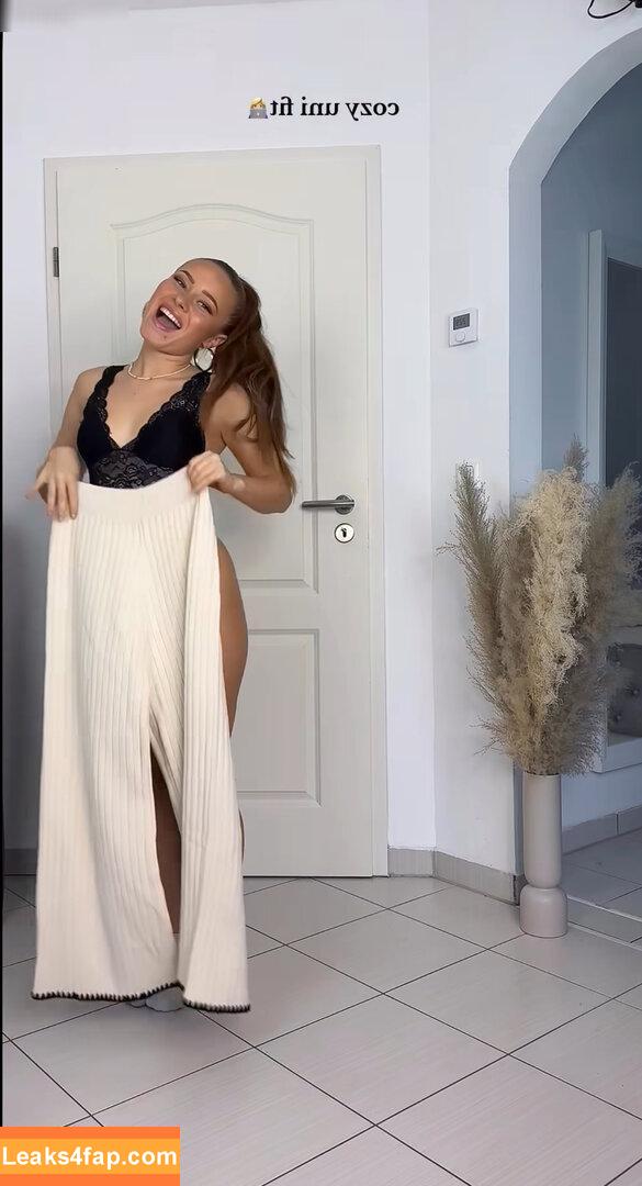 Leoobalys / sarahtoninx9_ слитое фото фото #0324