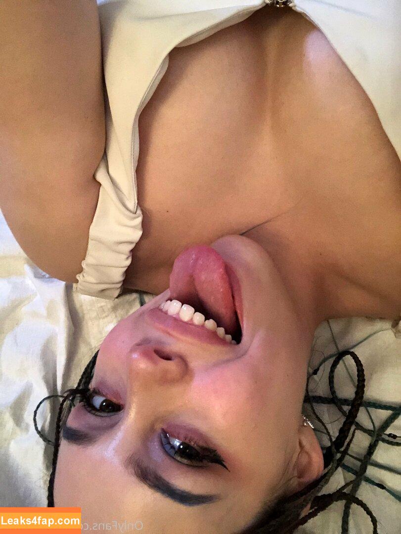 lera_lera_ / lera_lera_onlyfans / valleriyaanka / valleriyaanka2 leaked photo photo #0077
