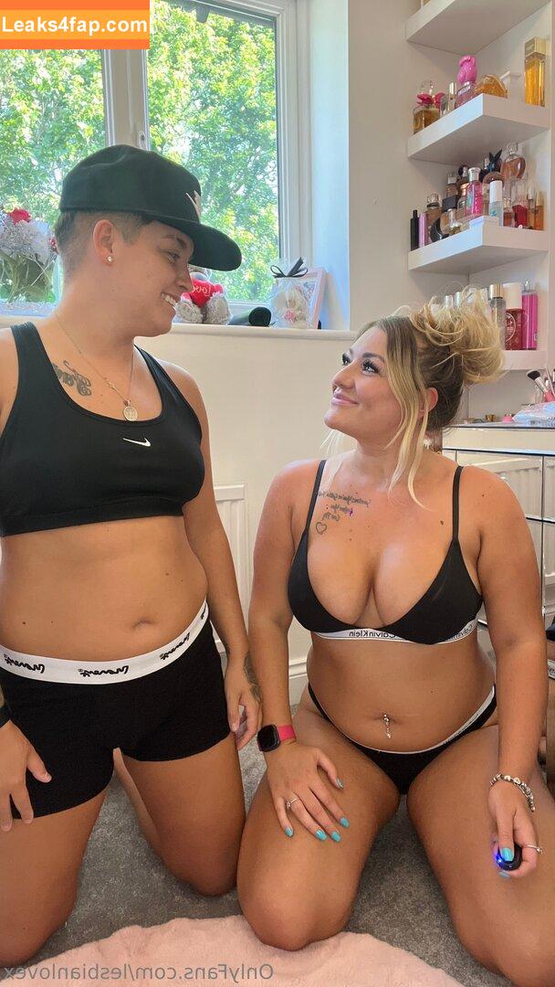 lesbianlovex / lesbiloving leaked photo photo #0014