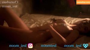 Lesi Moonie photo #0013