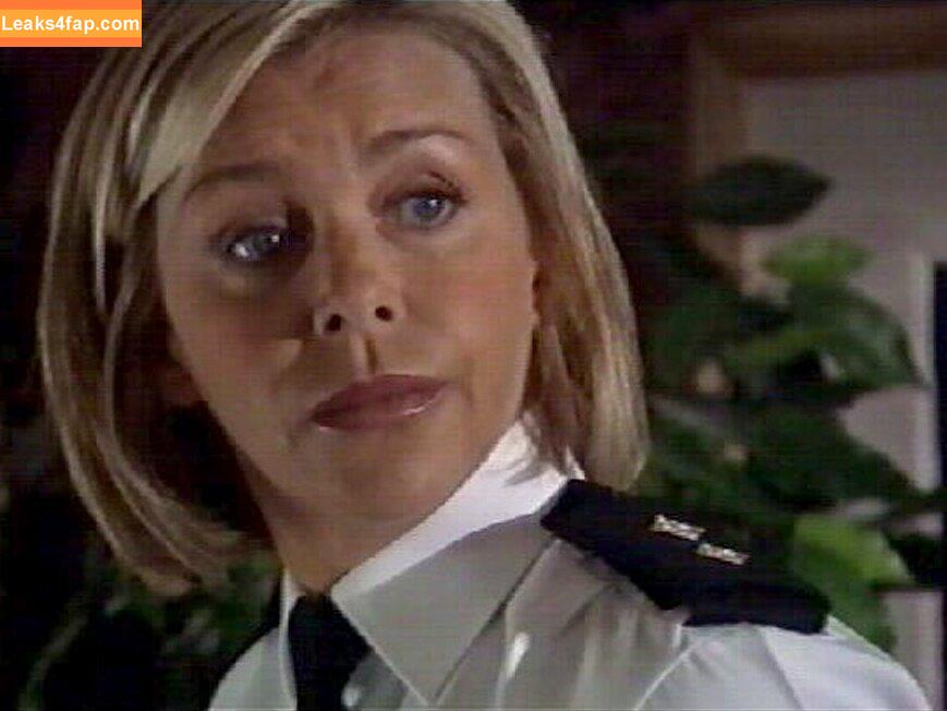 Leslie Ash / leslieash_ leaked photo photo #0042