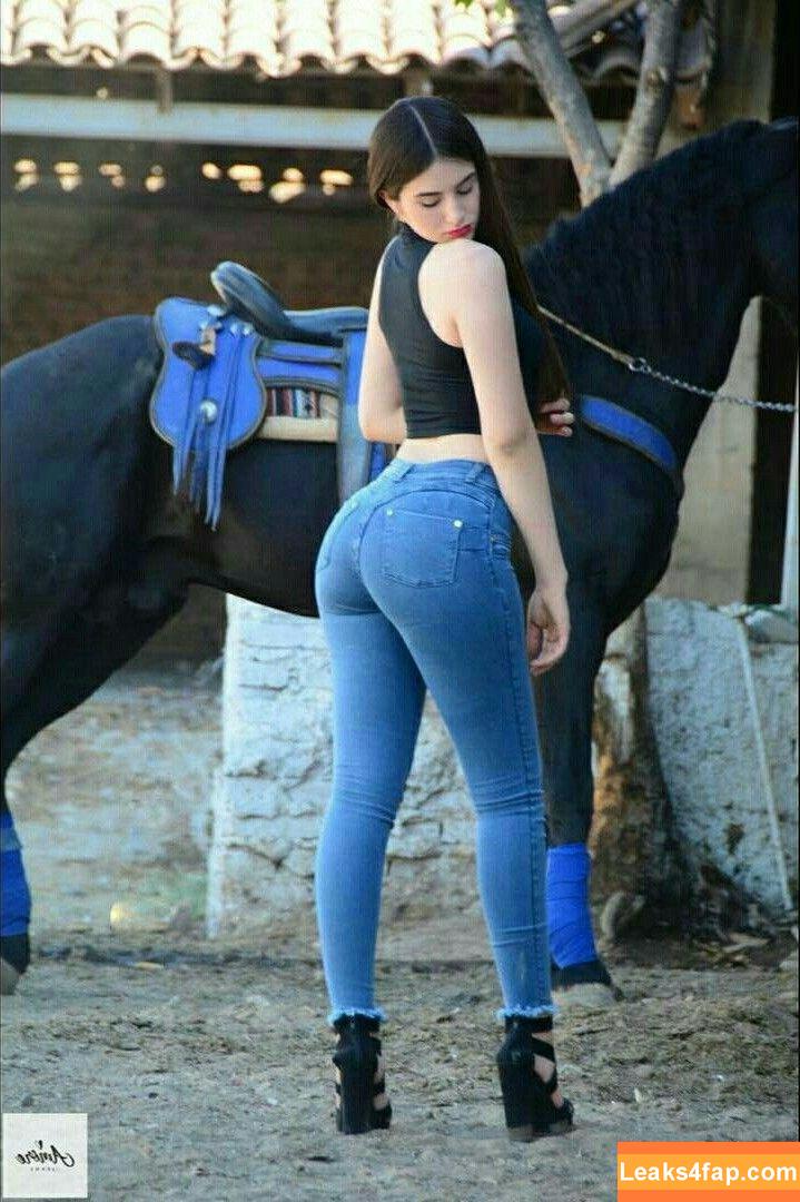Leslie Pecas /  leaked photo photo #0019