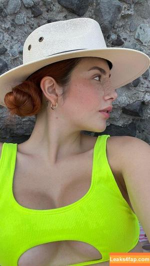 Leslie Pecas photo #0024