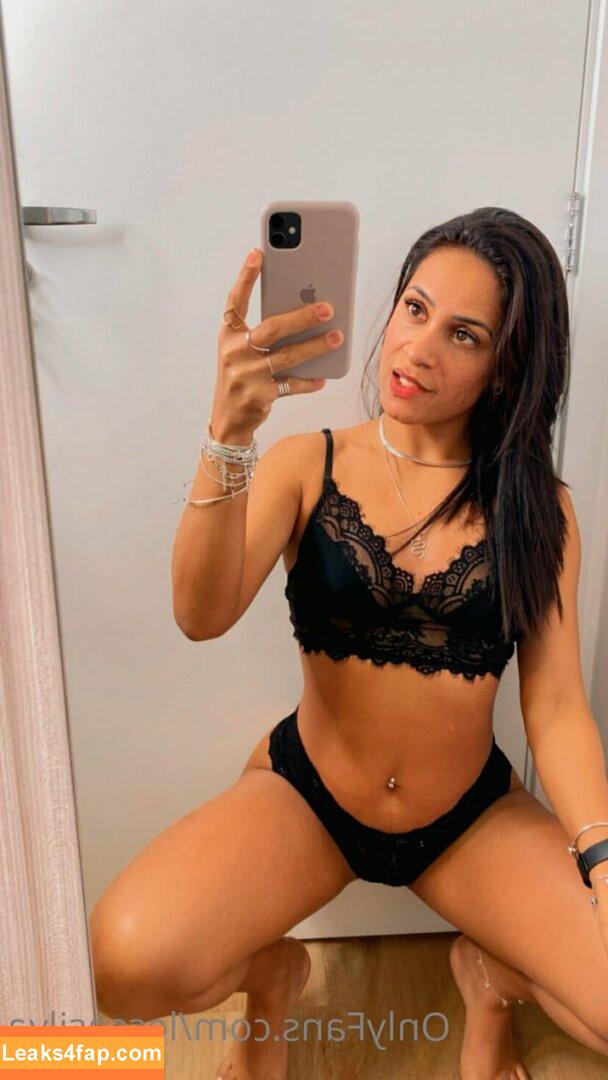 Lessasilva / PlayCoelinha / lessasiilva leaked photo photo #0032
