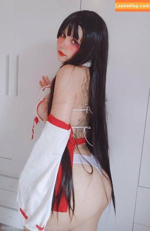 Letícia Shirayuki photo #0012