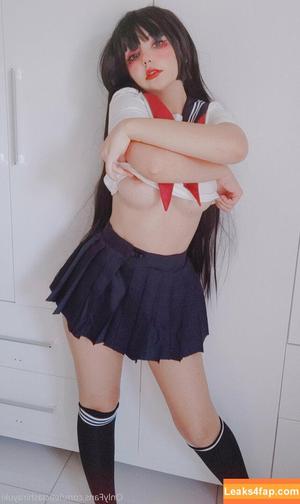 Letícia Shirayuki photo #0014