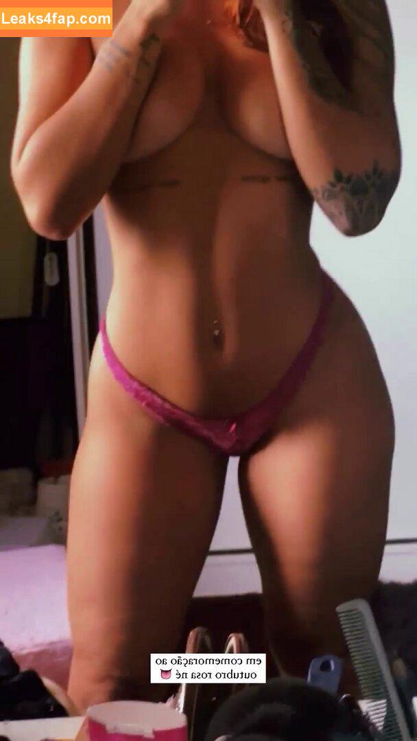 Leticia Castro / Castrollet / DEZOITOU / thayscastro leaked photo photo #0052