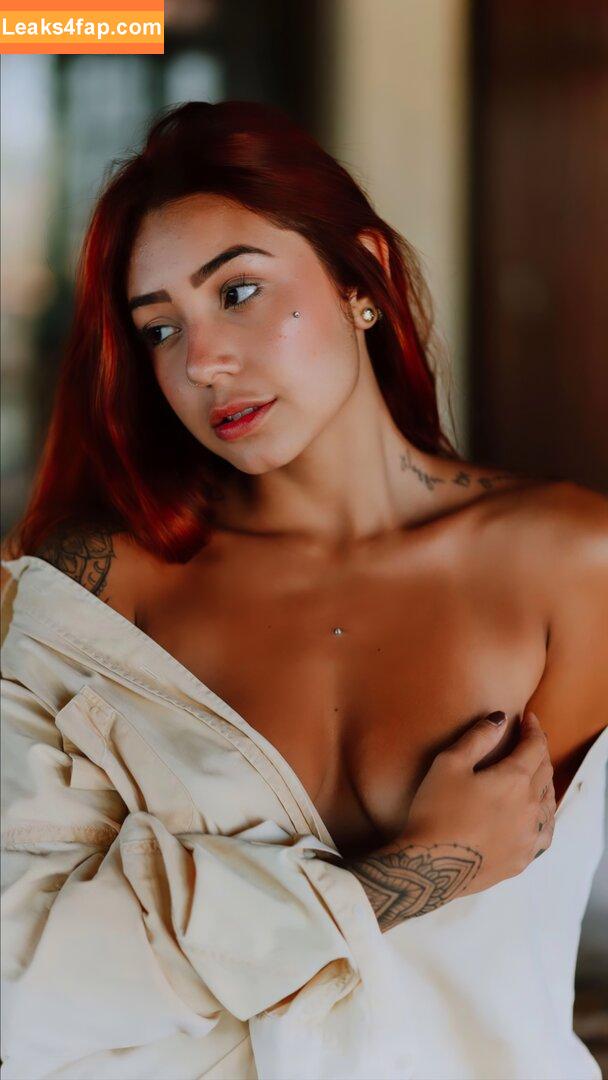 Leticia Castro / Castrollet / DEZOITOU / thayscastro leaked photo photo #0059