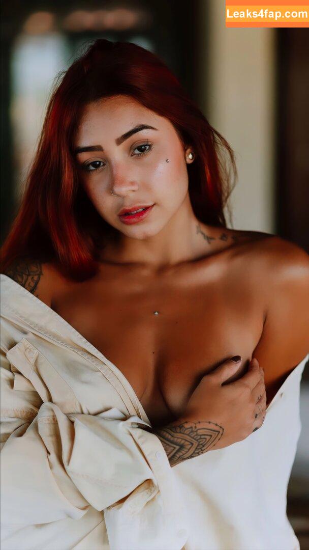 Leticia Castro / Castrollet / DEZOITOU / thayscastro leaked photo photo #0061