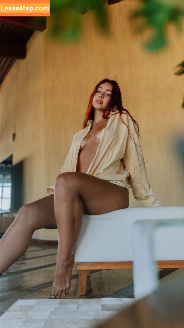 Leticia Castro / Castrollet / DEZOITOU / thayscastro leaked photo photo #0068