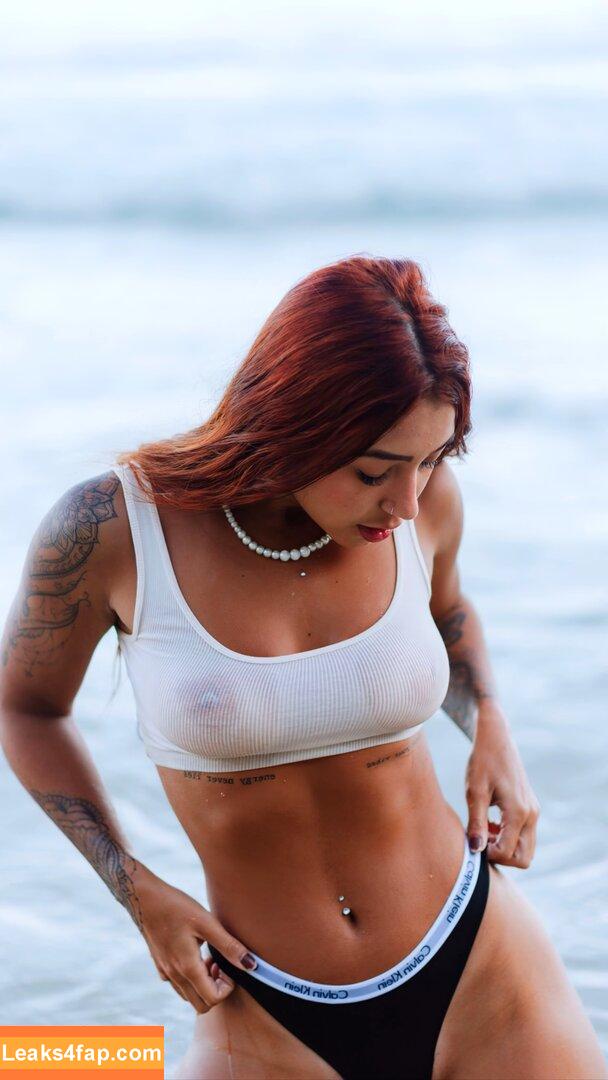 Leticia Castro / Castrollet / DEZOITOU / thayscastro leaked photo photo #0083