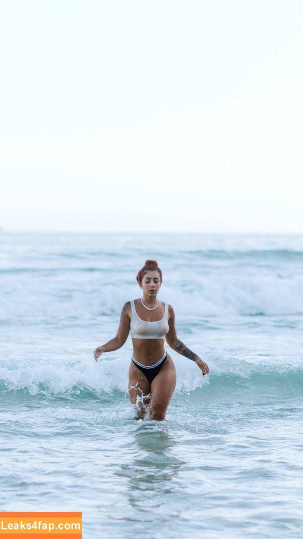 Leticia Castro / Castrollet / DEZOITOU / thayscastro leaked photo photo #0097