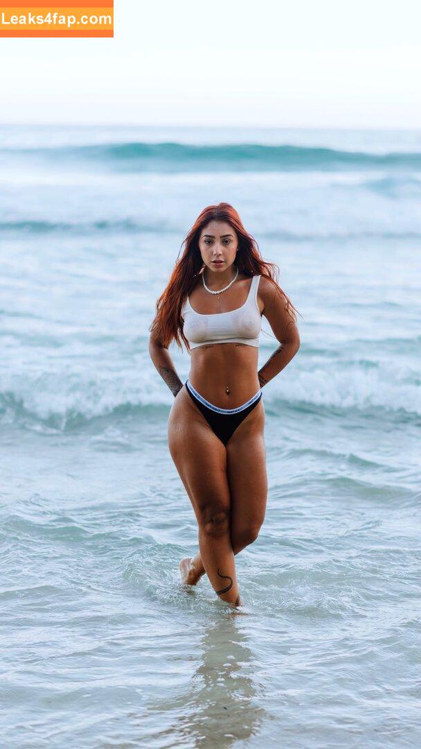 Leticia Castro / Castrollet / DEZOITOU / thayscastro leaked photo photo #0105