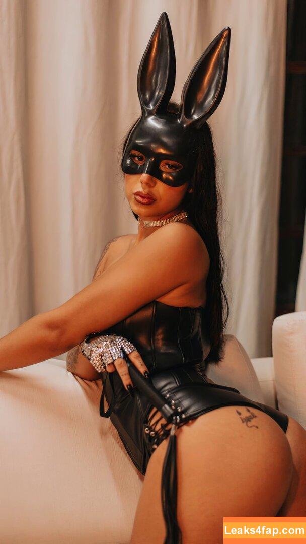 Leticia Castro / Castrollet / DEZOITOU / thayscastro leaked photo photo #0118