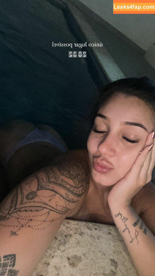 Leticia Castro / Castrollet / DEZOITOU / leticiacastroficial / thayscastro leaked photo photo #0184