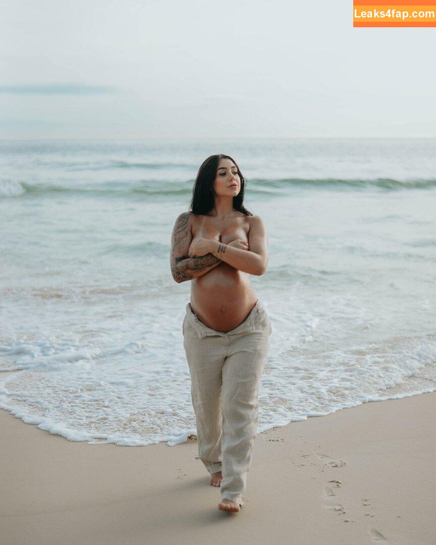 Leticia Castro / Castrollet / DEZOITOU / leticiacastroficial / thayscastro leaked photo photo #0188