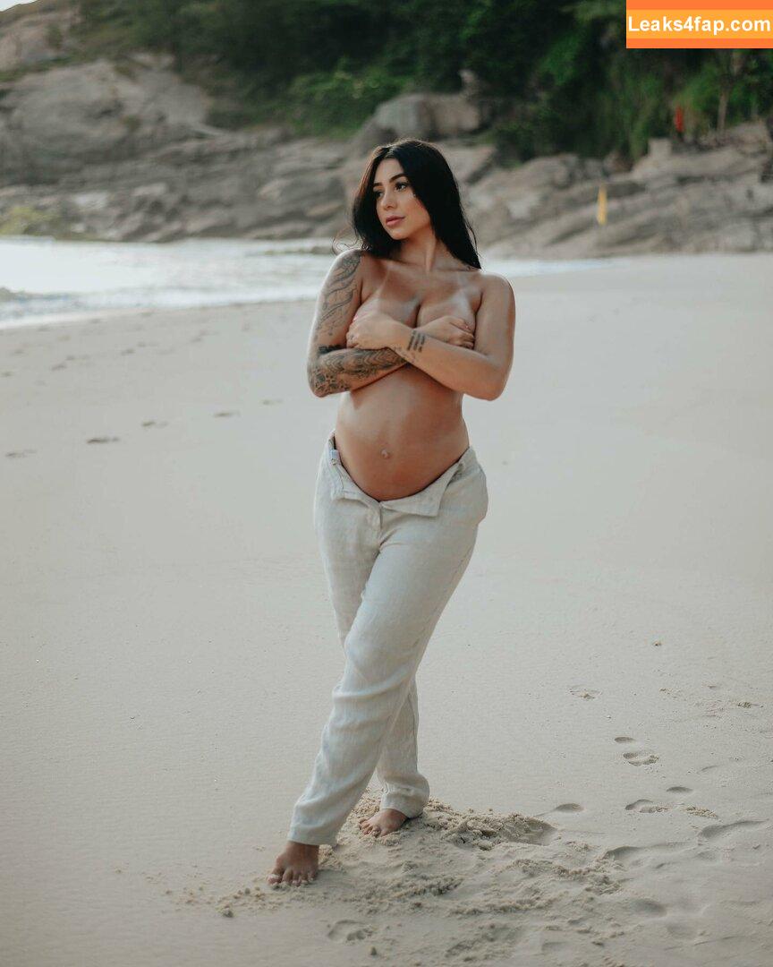 Leticia Castro / Castrollet / DEZOITOU / leticiacastroficial / thayscastro leaked photo photo #0189