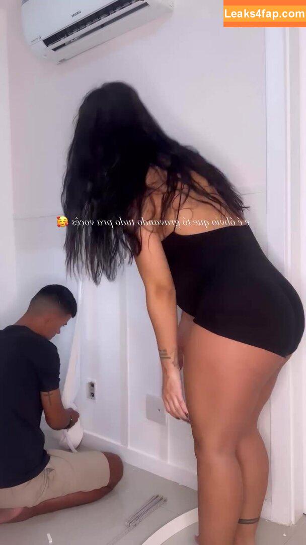 Leticia Castro / Castrollet / DEZOITOU / leticiacastroficial / thayscastro leaked photo photo #0190